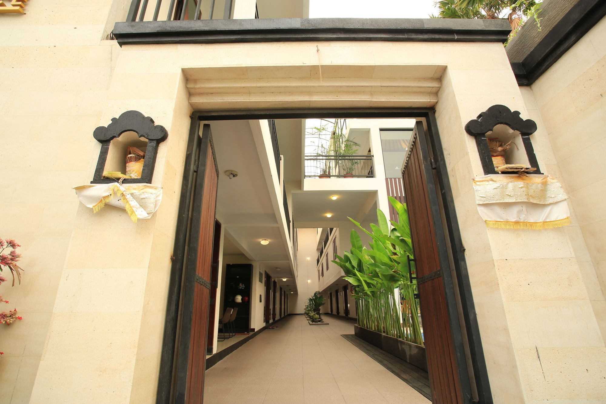Legian Village Residence Seminyak Esterno foto