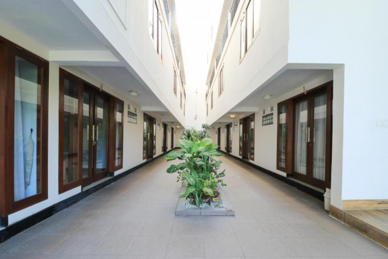 Legian Village Residence Seminyak Esterno foto